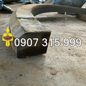 Uốn thép tấm kích thước siêu dày 20mm-80mm thành ống đường kính1m-2.5m